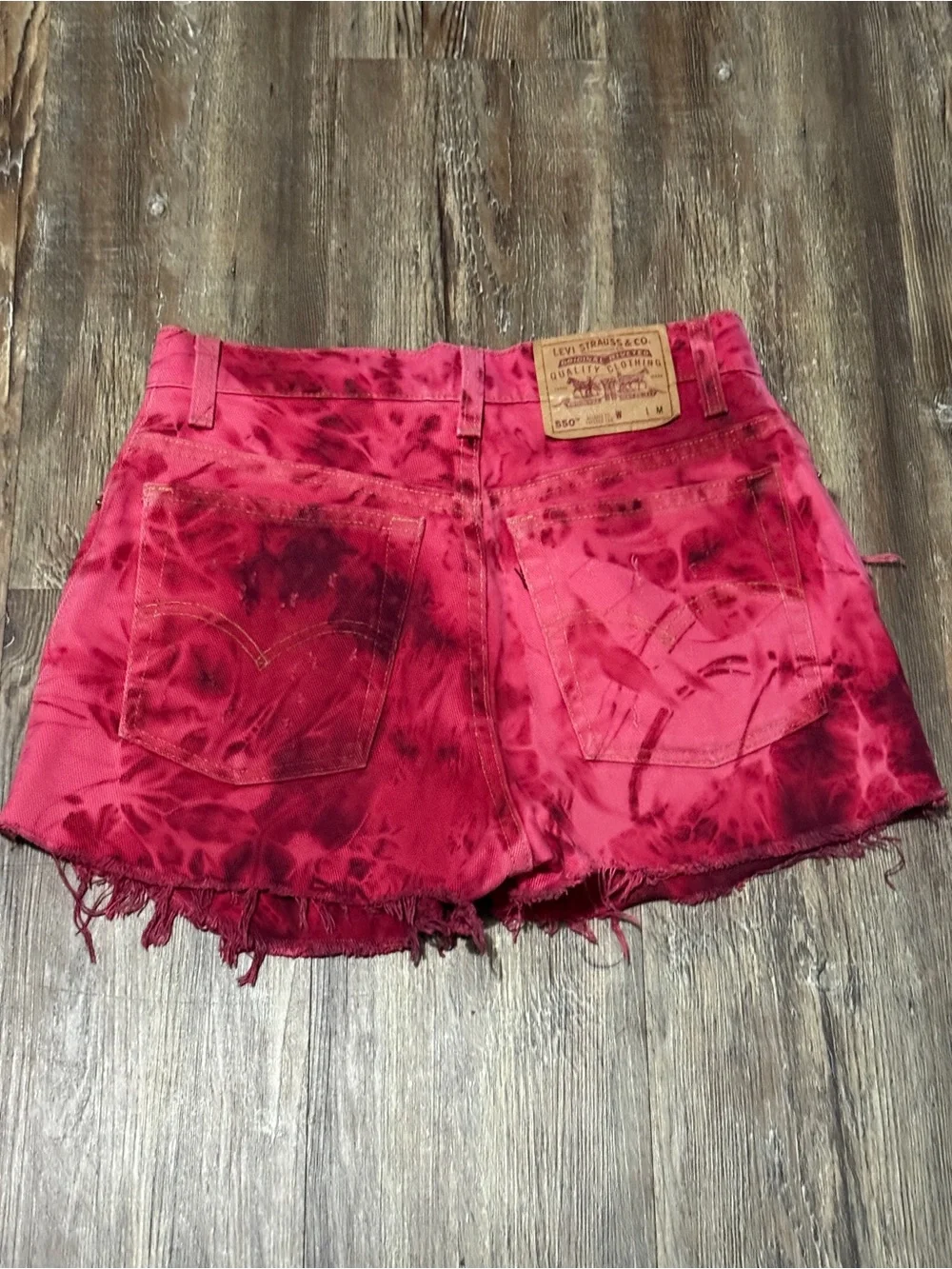 Vintage Levi's 550 Relaxed Fit Tapered Leg Shorts Women's 8 High Rise Tie Dye